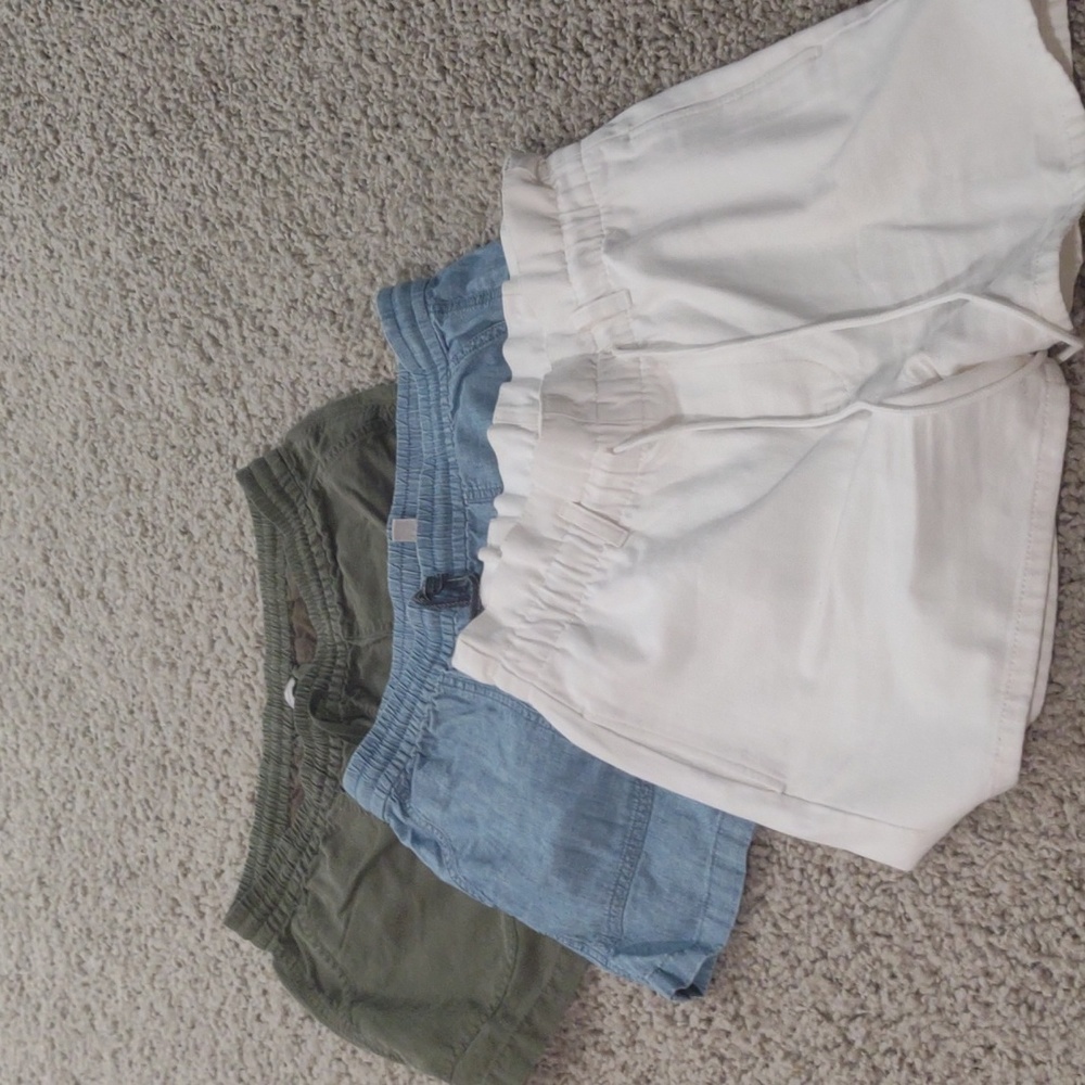 BUNDLE 3 pairs of shorts